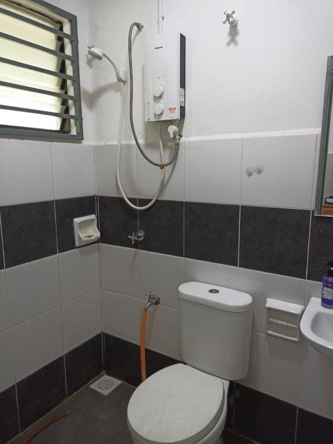 Aisya Homestay Bajet Karak Setia Luaran gambar