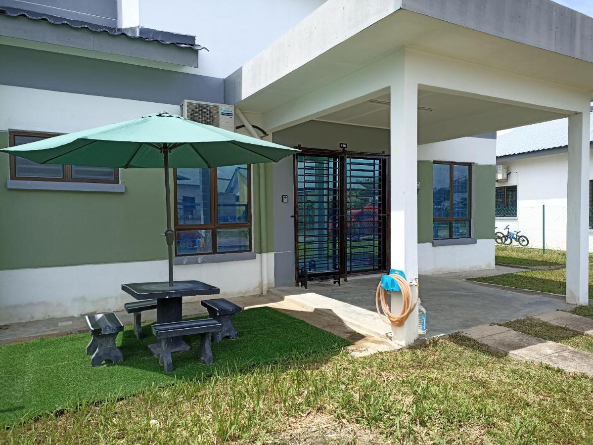 Aisya Homestay Bajet Karak Setia Luaran gambar